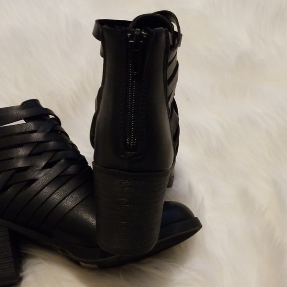 Black Victoria Booties - Picture 3 of 4